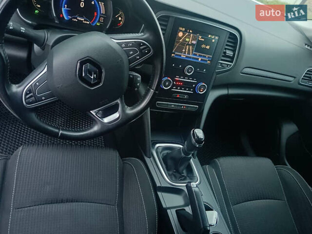 Білий Рено Меган, об'ємом двигуна 1.5 л та пробігом 241 тис. км за 11500 $, фото 10 на Automoto.ua