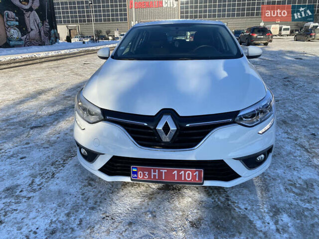 Белый Рено Меган, объемом двигателя 1.5 л и пробегом 207 тыс. км за 11850 $, фото 22 на Automoto.ua