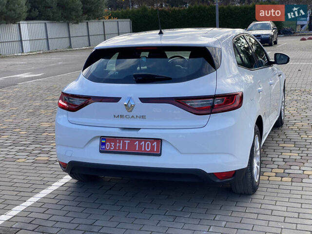 Белый Рено Меган, объемом двигателя 1.5 л и пробегом 207 тыс. км за 10850 $, фото 8 на Automoto.ua