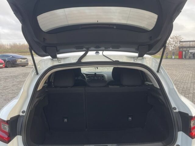 Білий Рено Меган, об'ємом двигуна 1.5 л та пробігом 224 тис. км за 9500 $, фото 14 на Automoto.ua