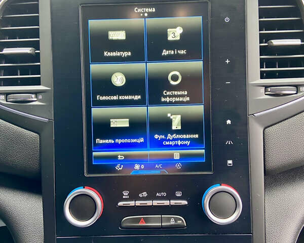 Белый Рено Меган, объемом двигателя 1.5 л и пробегом 151 тыс. км за 15650 $, фото 75 на Automoto.ua