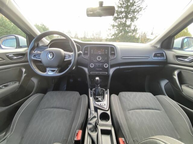 Белый Рено Меган, объемом двигателя 1.5 л и пробегом 207 тыс. км за 10850 $, фото 14 на Automoto.ua