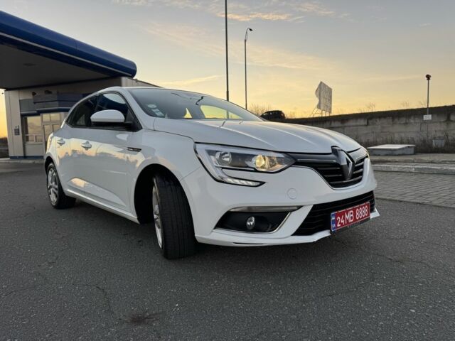 Белый Рено Меган, объемом двигателя 1.5 л и пробегом 2 тыс. км за 11900 $, фото 11 на Automoto.ua