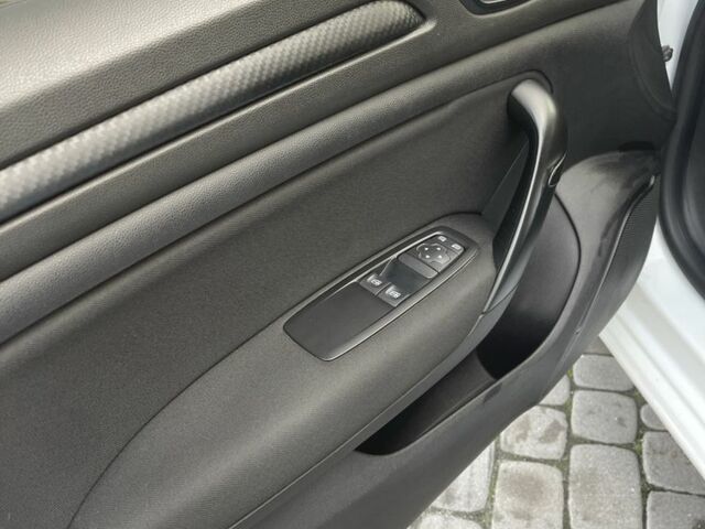 Білий Рено Меган, об'ємом двигуна 1.5 л та пробігом 224 тис. км за 9500 $, фото 15 на Automoto.ua