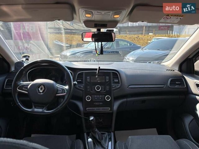Білий Рено Меган, об'ємом двигуна 1.5 л та пробігом 221 тис. км за 10690 $, фото 24 на Automoto.ua