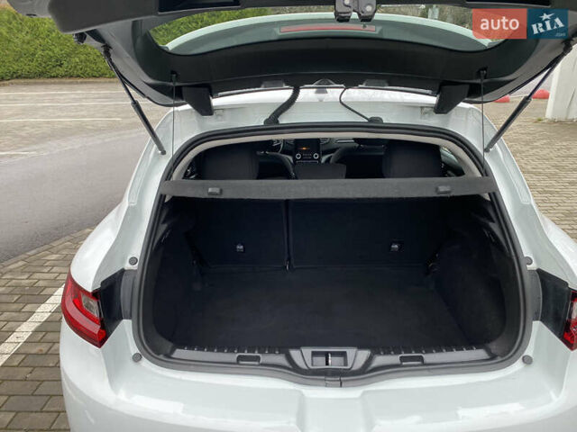 Білий Рено Меган, об'ємом двигуна 1.5 л та пробігом 207 тис. км за 11450 $, фото 12 на Automoto.ua