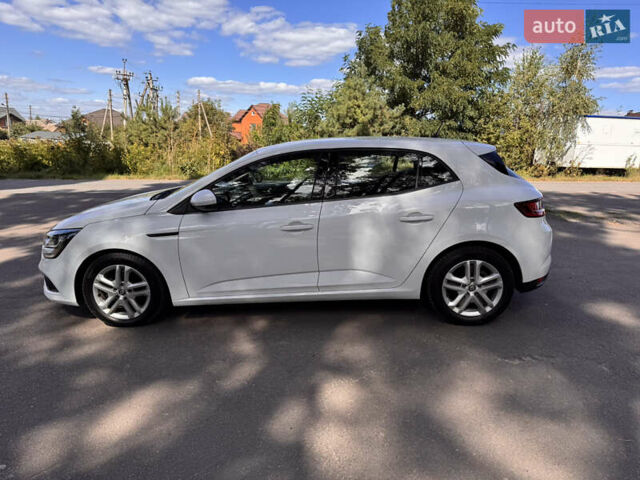 Белый Рено Меган, объемом двигателя 1.46 л и пробегом 139 тыс. км за 13900 $, фото 52 на Automoto.ua