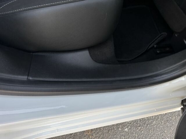 Белый Рено Меган, объемом двигателя 1.5 л и пробегом 2 тыс. км за 11900 $, фото 8 на Automoto.ua