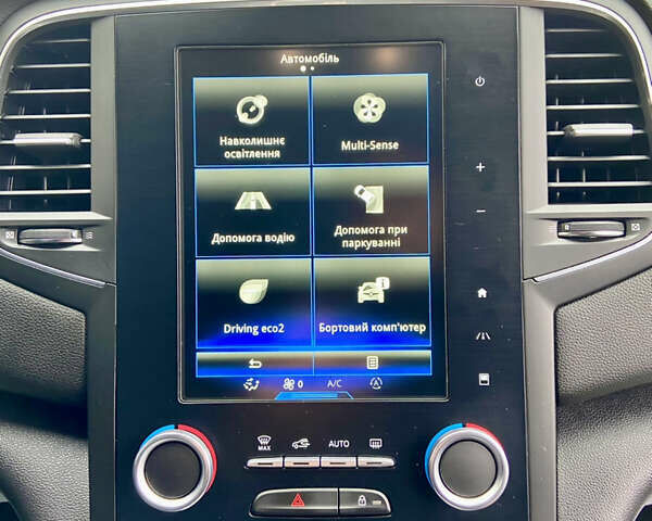 Белый Рено Меган, объемом двигателя 1.5 л и пробегом 151 тыс. км за 15650 $, фото 67 на Automoto.ua