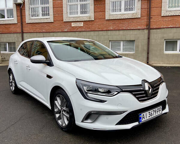 Белый Рено Меган, объемом двигателя 1.5 л и пробегом 151 тыс. км за 15650 $, фото 31 на Automoto.ua