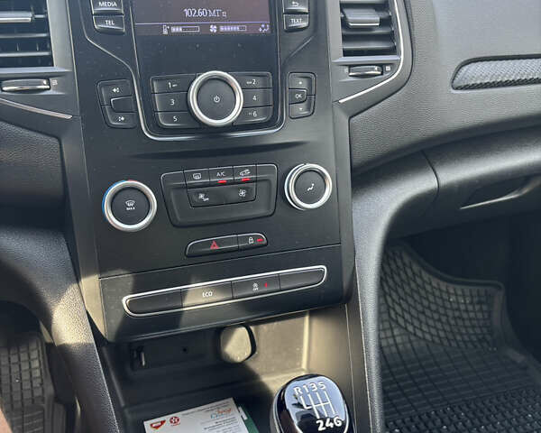 Білий Рено Меган, об'ємом двигуна 1.46 л та пробігом 233 тис. км за 11500 $, фото 16 на Automoto.ua