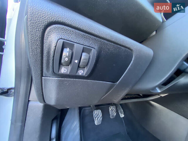 Белый Рено Меган, объемом двигателя 1.5 л и пробегом 207 тыс. км за 11850 $, фото 34 на Automoto.ua