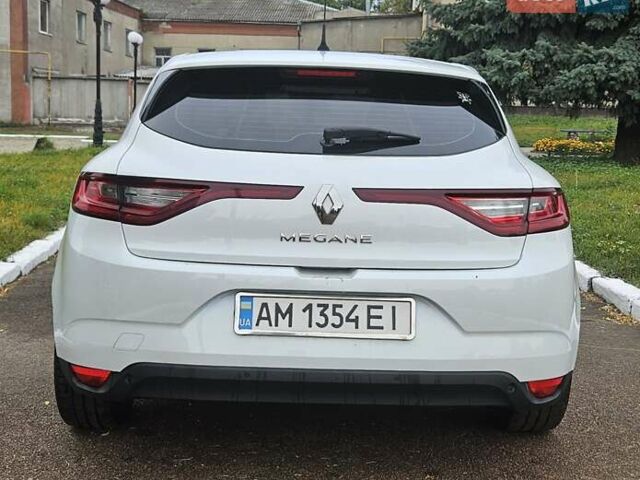 Белый Рено Меган, объемом двигателя 1.46 л и пробегом 244 тыс. км за 11500 $, фото 34 на Automoto.ua
