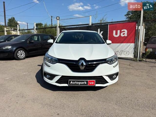 Білий Рено Меган, об'ємом двигуна 1.5 л та пробігом 221 тис. км за 10690 $, фото 7 на Automoto.ua