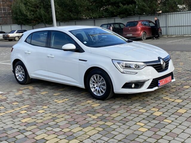 Белый Рено Меган, объемом двигателя 1.5 л и пробегом 207 тыс. км за 10850 $, фото 8 на Automoto.ua