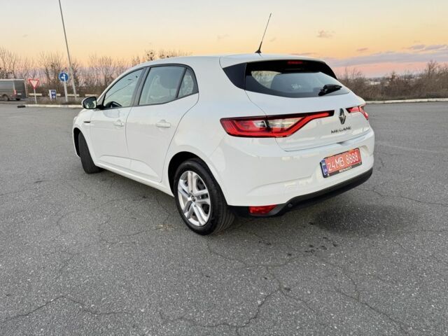 Белый Рено Меган, объемом двигателя 1.5 л и пробегом 2 тыс. км за 11900 $, фото 13 на Automoto.ua