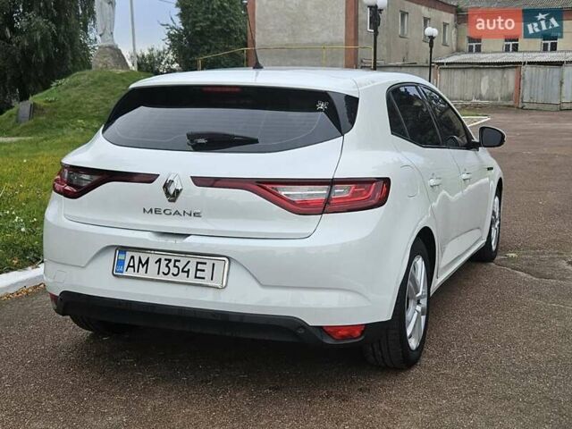 Белый Рено Меган, объемом двигателя 1.46 л и пробегом 244 тыс. км за 11500 $, фото 7 на Automoto.ua