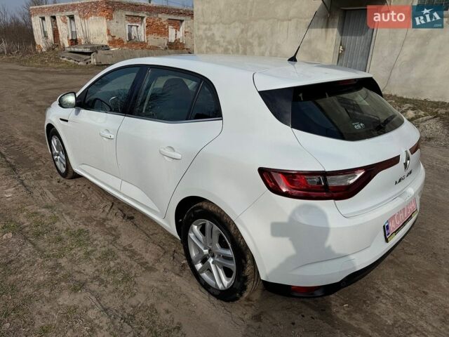 Білий Рено Меган, об'ємом двигуна 1.5 л та пробігом 259 тис. км за 8999 $, фото 3 на Automoto.ua
