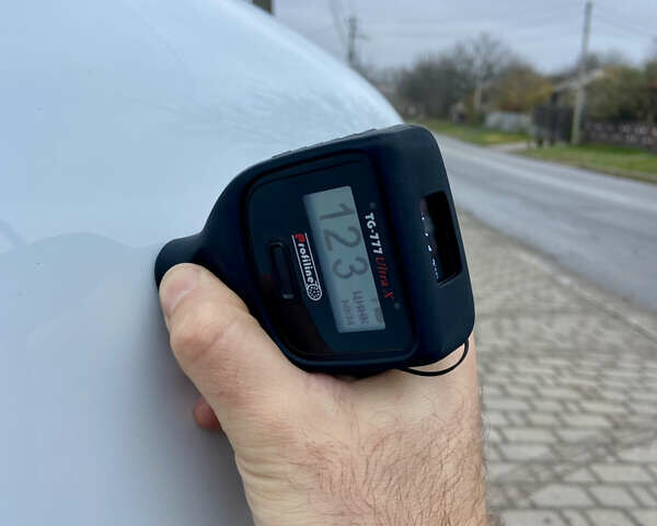 Білий Рено Меган, об'ємом двигуна 1.5 л та пробігом 151 тис. км за 15400 $, фото 95 на Automoto.ua