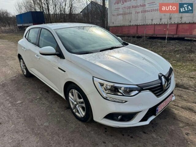 Белый Рено Меган, объемом двигателя 1.5 л и пробегом 259 тыс. км за 9300 $, фото 9 на Automoto.ua