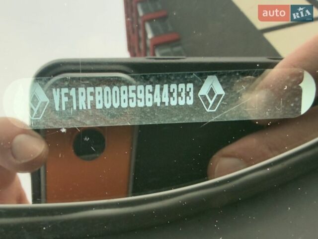 Білий Рено Меган, об'ємом двигуна 1.6 л та пробігом 189 тис. км за 10800 $, фото 15 на Automoto.ua