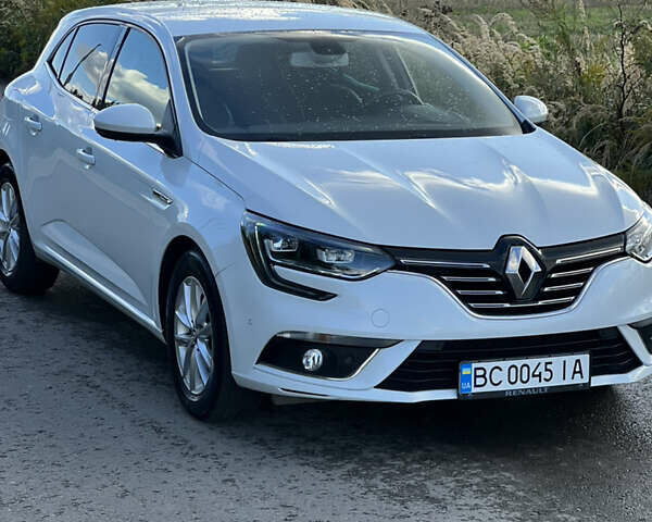 Білий Рено Меган, об'ємом двигуна 1.2 л та пробігом 41 тис. км за 16000 $, фото 14 на Automoto.ua
