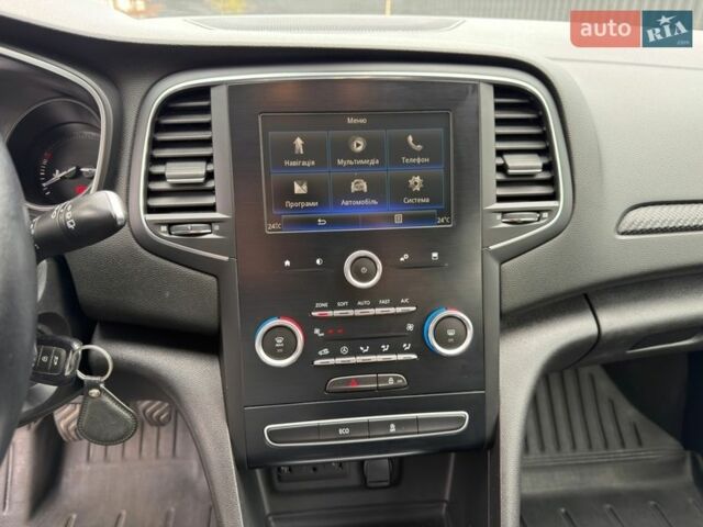 Білий Рено Меган, об'ємом двигуна 1.6 л та пробігом 189 тис. км за 10800 $, фото 12 на Automoto.ua