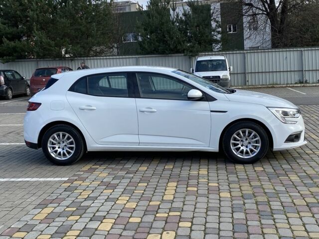 Белый Рено Меган, объемом двигателя 1.5 л и пробегом 207 тыс. км за 10850 $, фото 7 на Automoto.ua