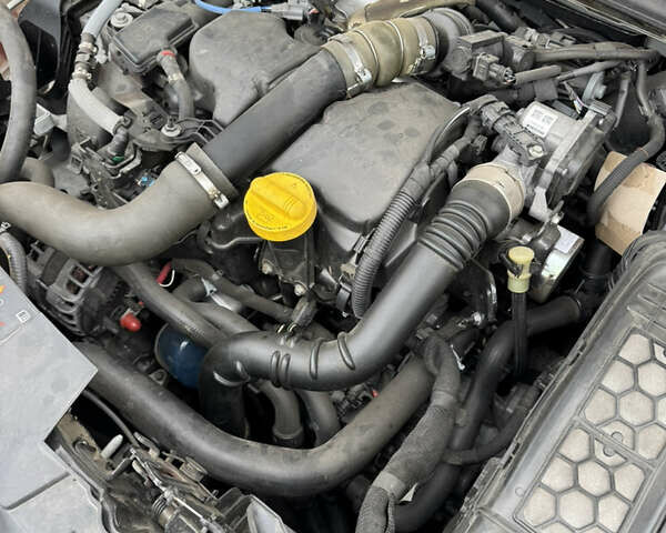 Белый Рено Меган, объемом двигателя 1.46 л и пробегом 257 тыс. км за 10500 $, фото 40 на Automoto.ua