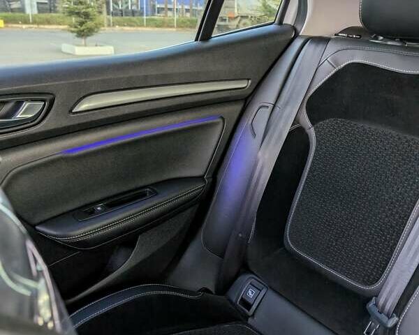 Белый Рено Меган, объемом двигателя 1.46 л и пробегом 112 тыс. км за 14000 $, фото 96 на Automoto.ua