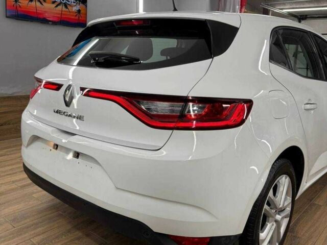 Білий Рено Меган, об'ємом двигуна 1.5 л та пробігом 190 тис. км за 12900 $, фото 8 на Automoto.ua