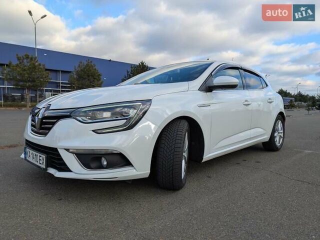 Белый Рено Меган, объемом двигателя 1.46 л и пробегом 112 тыс. км за 14000 $, фото 78 на Automoto.ua