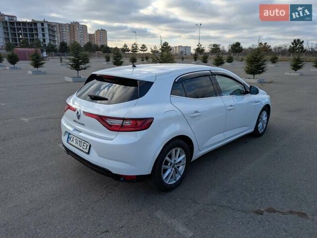 Белый Рено Меган, объемом двигателя 1.46 л и пробегом 112 тыс. км за 14000 $, фото 26 на Automoto.ua
