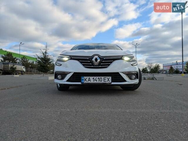 Белый Рено Меган, объемом двигателя 1.46 л и пробегом 112 тыс. км за 14000 $, фото 23 на Automoto.ua