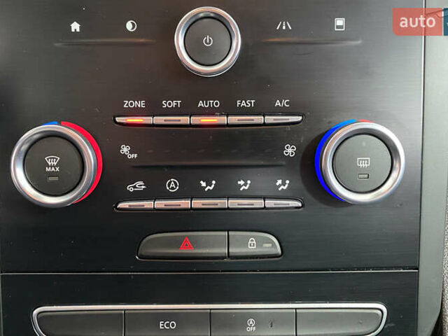 Білий Рено Меган, об'ємом двигуна 1.46 л та пробігом 179 тис. км за 15450 $, фото 19 на Automoto.ua