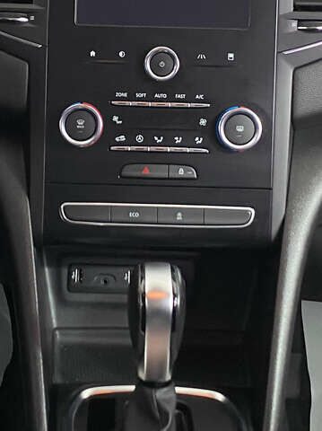 Білий Рено Меган, об'ємом двигуна 1.46 л та пробігом 179 тис. км за 15450 $, фото 18 на Automoto.ua