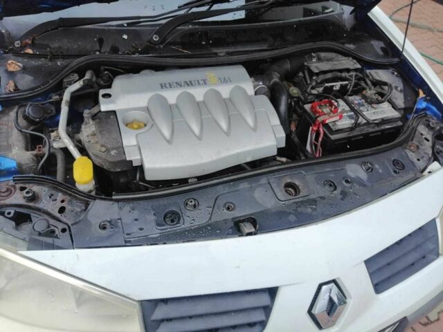 Белый Рено Меган, объемом двигателя 0 л и пробегом 90 тыс. км за 1500 $, фото 12 на Automoto.ua