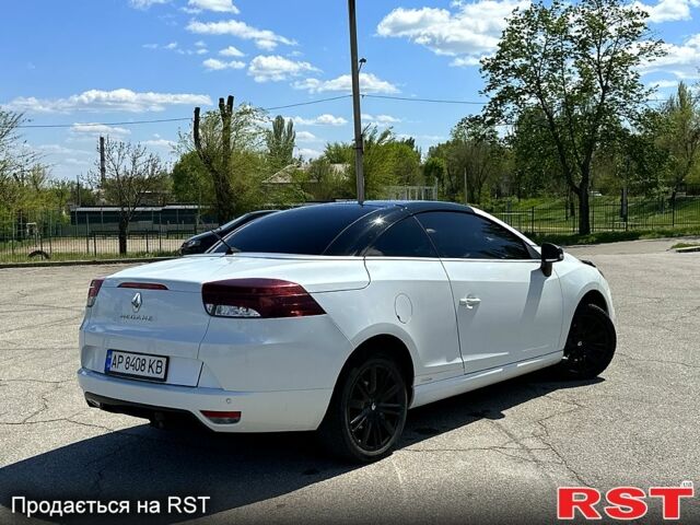Белый Рено Меган, объемом двигателя 1.9 л и пробегом 180 тыс. км за 7555 $, фото 11 на Automoto.ua