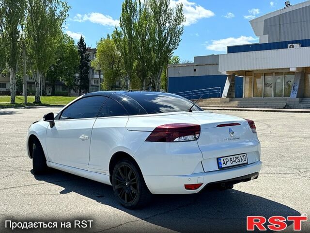 Белый Рено Меган, объемом двигателя 1.9 л и пробегом 180 тыс. км за 7555 $, фото 10 на Automoto.ua