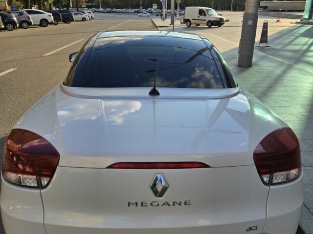 Білий Рено Меган, об'ємом двигуна 1.5 л та пробігом 182 тис. км за 9000 $, фото 1 на Automoto.ua