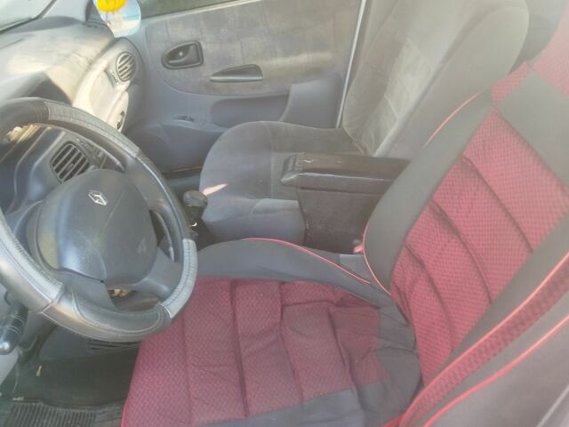 Рено Меган 1999 в Полонном на Automoto.ua Белый Рено Меган, объемом двигателя 0 л и пробегом 145 тыс. км за 713 $, фото 3 на Automoto.ua