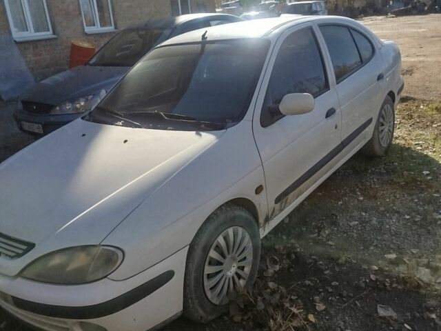 Рено Меган 1999 в Полонном на Automoto.ua Белый Рено Меган, объемом двигателя 0 л и пробегом 145 тыс. км за 713 $, фото 5 на Automoto.ua