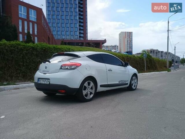 Белый Рено Меган, объемом двигателя 1.6 л и пробегом 182 тыс. км за 7100 $, фото 1 на Automoto.ua