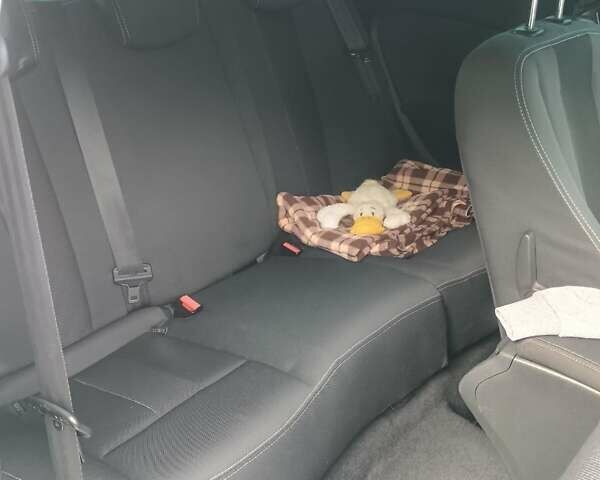 Белый Рено Меган, объемом двигателя 1.6 л и пробегом 182 тыс. км за 7100 $, фото 9 на Automoto.ua