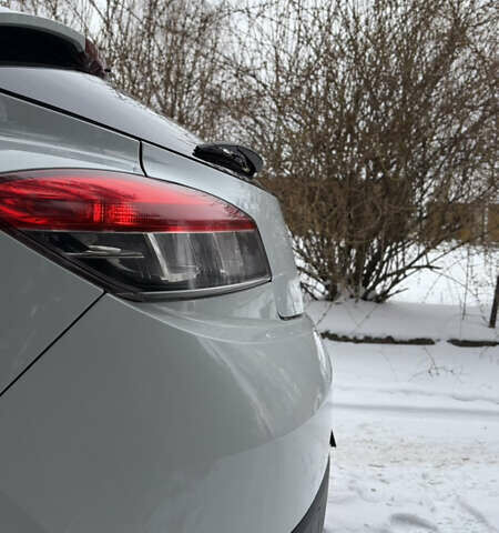 Білий Рено Меган, об'ємом двигуна 2 л та пробігом 139 тис. км за 7290 $, фото 15 на Automoto.ua