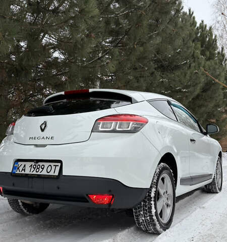 Білий Рено Меган, об'ємом двигуна 2 л та пробігом 139 тис. км за 7290 $, фото 2 на Automoto.ua