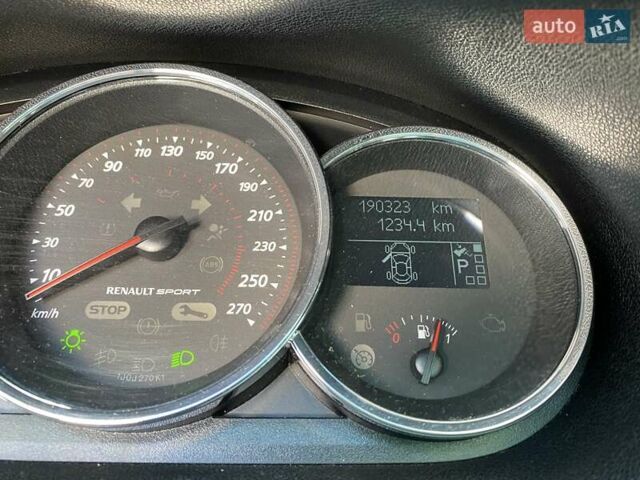 Белый Рено Меган, объемом двигателя 1.5 л и пробегом 190 тыс. км за 10900 $, фото 8 на Automoto.ua