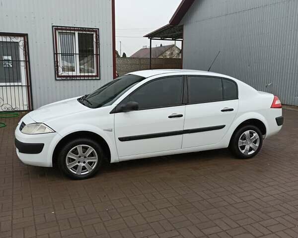 Білий Рено Меган, об'ємом двигуна 1.6 л та пробігом 280 тис. км за 3250 $, фото 2 на Automoto.ua