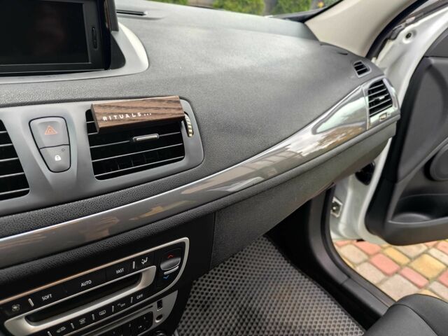 Рено Меган 2016 в Ровно на Automoto.ua Белый Рено Меган, объемом двигателя 1.5 л и пробегом 199 тыс. км за 9800 $, фото 18 на Automoto.ua