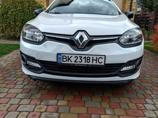 Рено Меган 2016 в Ровно на Automoto.ua Белый Рено Меган, объемом двигателя 1.5 л и пробегом 199 тыс. км за 9800 $, фото 1 на Automoto.ua